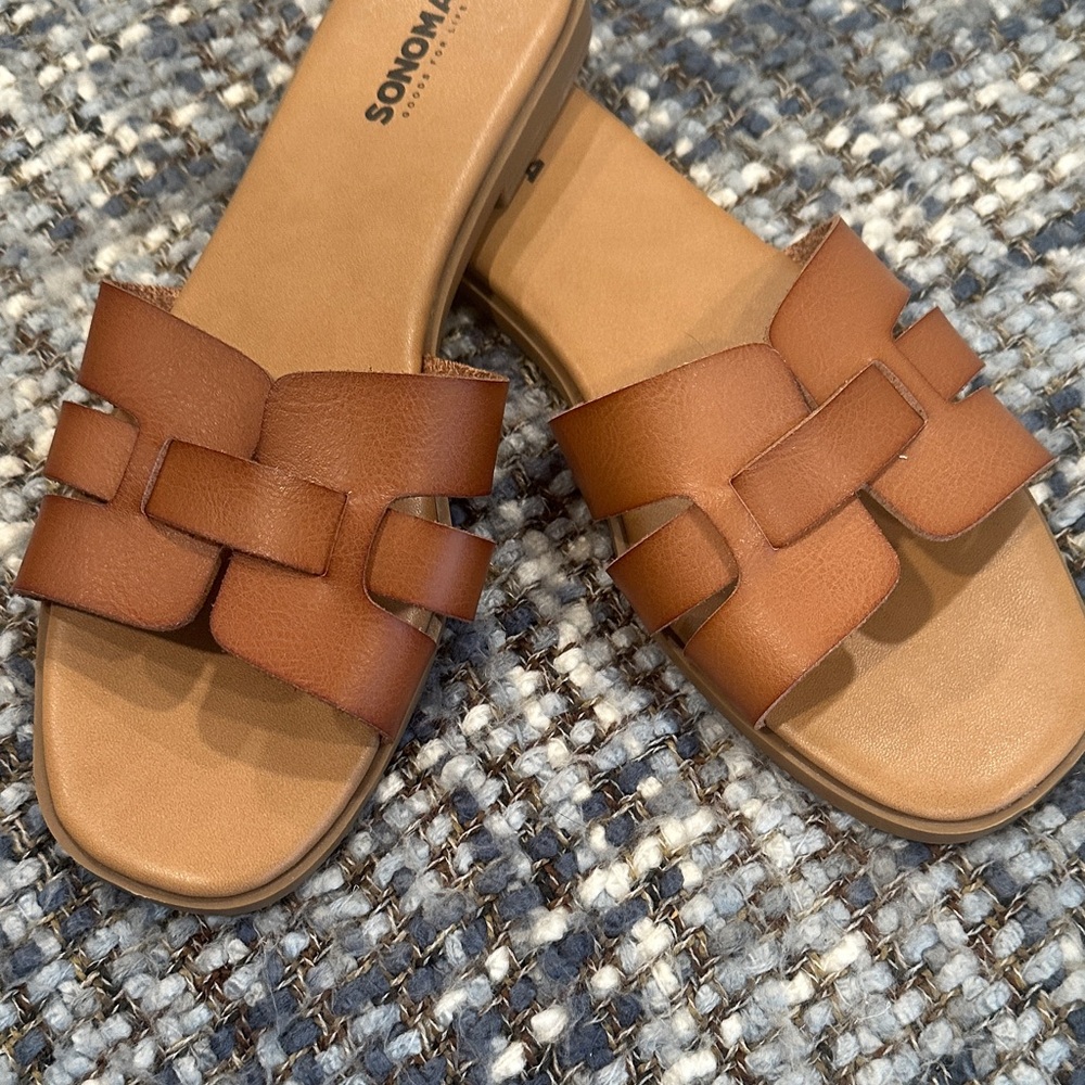 Sonoma Women's Tan Slide Sandals